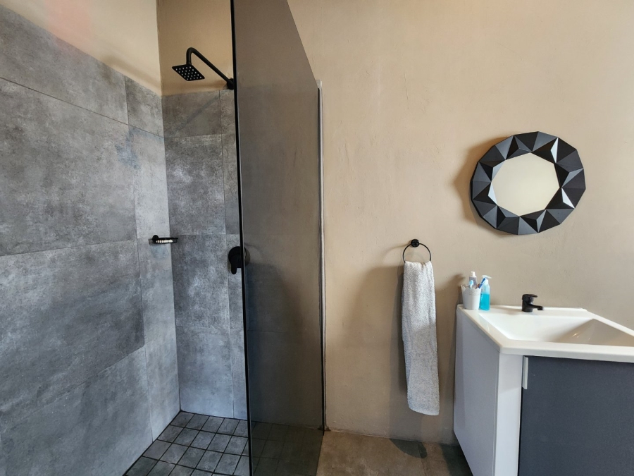 3 Bedroom Property for Sale in Paradise Beach Eastern Cape